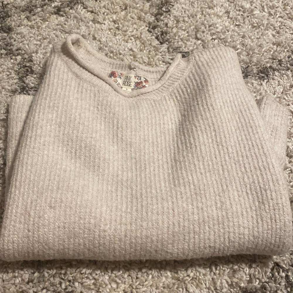 Long sleeve beige sweater